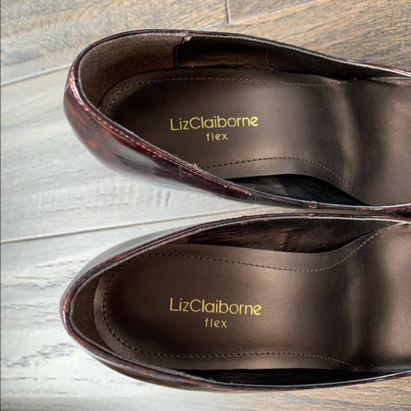 Liz Claiborne Flex Size 7.5 Burgundy 3.5 Inch High Heels - Picture 9 of 12